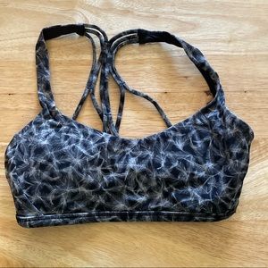 Lululemon sports bra top